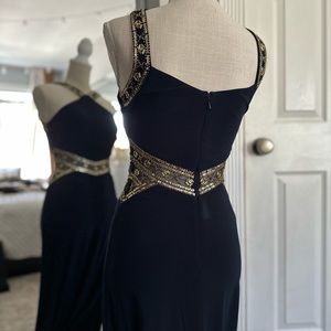 Evening gown dress